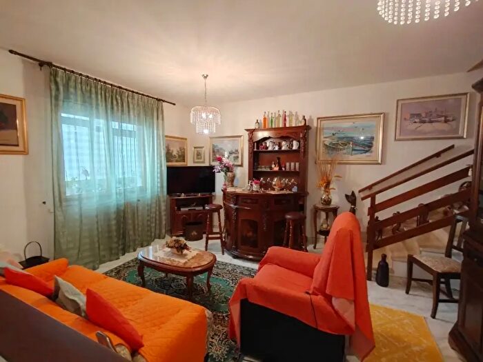 Appartamento con 5 locali in vendita in Alghero