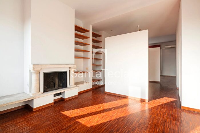 Appartamento con 5 locali in vendita in Via Marco Polo, Busto Arsizio