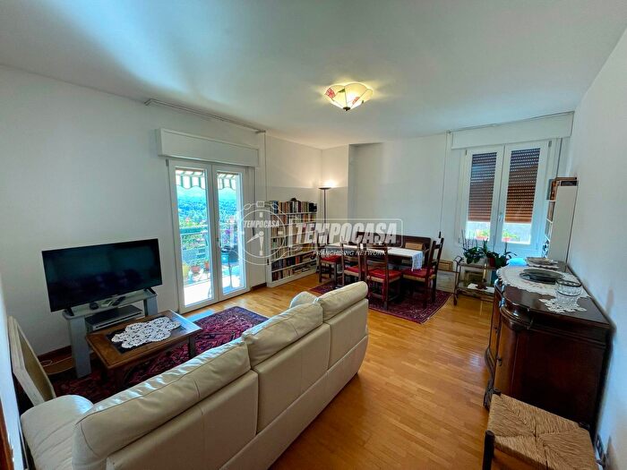 Appartamento con 5 locali in vendita in Via G Zais, Belluno