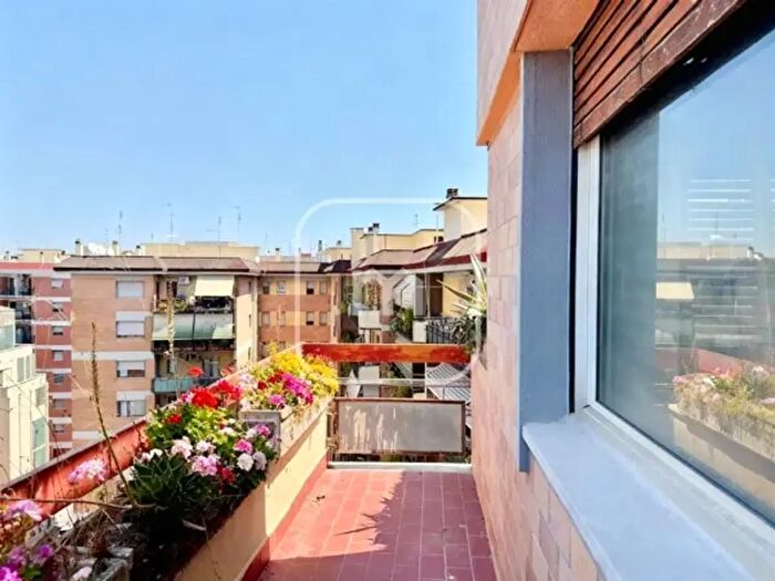 Appartamento trilocale in vendita in Via Quirino Majorana, Roma