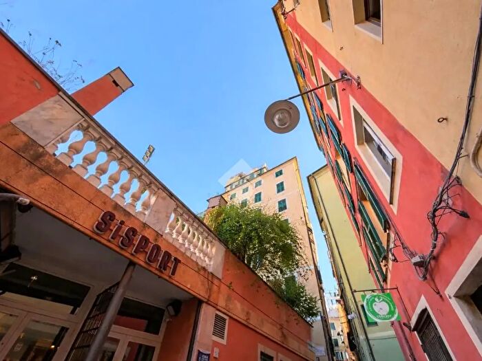 Appartamento bilocale in vendita in Vico Boccadoro, Genova