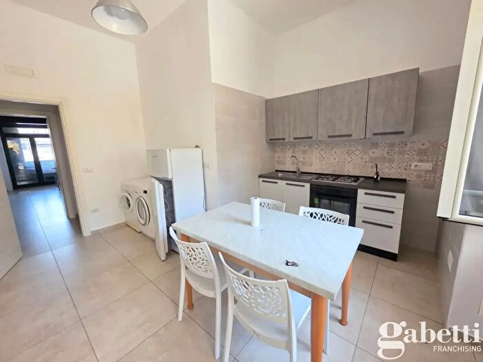 Appartamento bilocale in affitto in Via Cosimo Miccoli, Pomigliano D'Arco