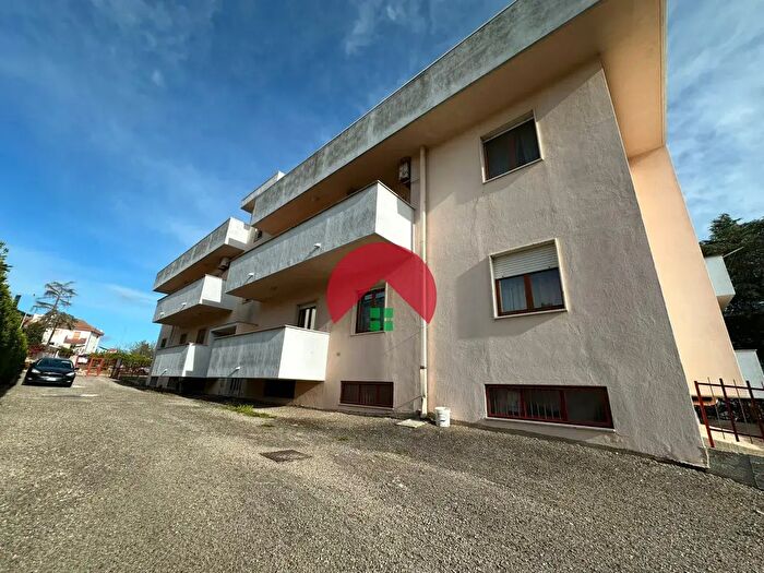 Appartamento con 6 locali in vendita in Via Teodoro Ricciardi, Matera