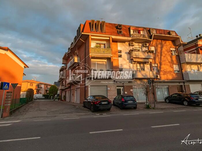 Appartamento quadrilocale in vendita in Via Argini, Ravarino