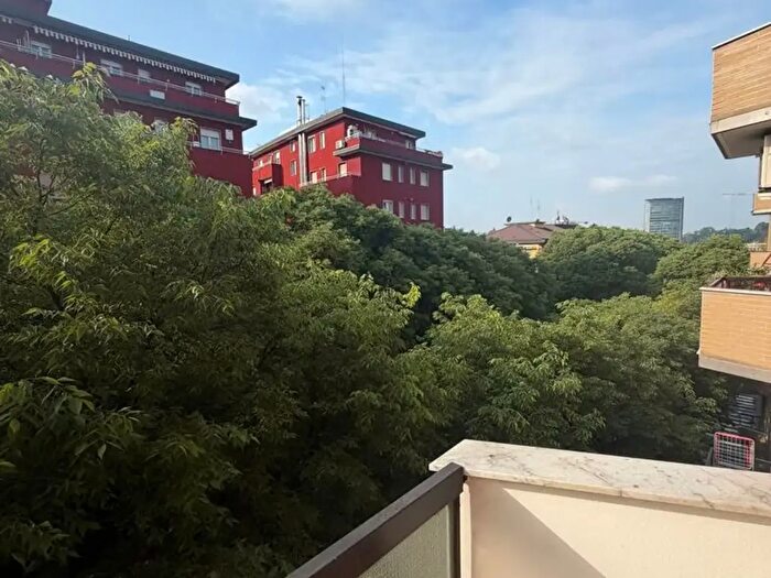 Appartamento quadrilocale in vendita in Tavazzano, Milano