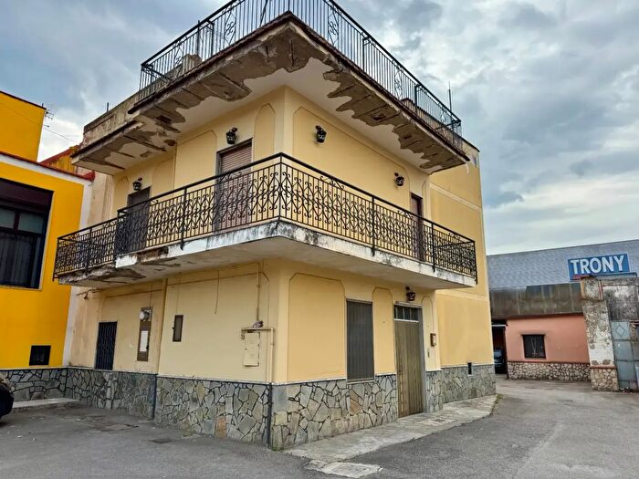Casa quadrilocale in vendita in Via Damiano Mancuso, Sarno