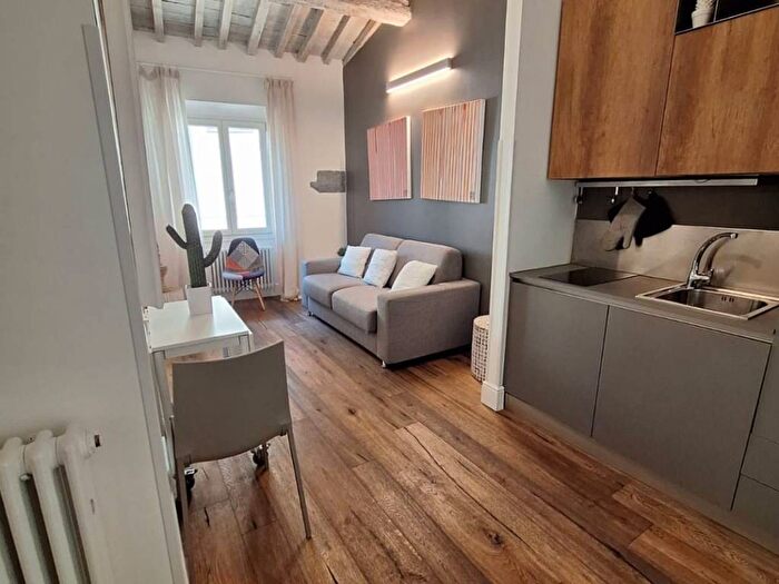 Appartamento trilocale in affitto in Piazza del Duomo, Duomo, Firenze