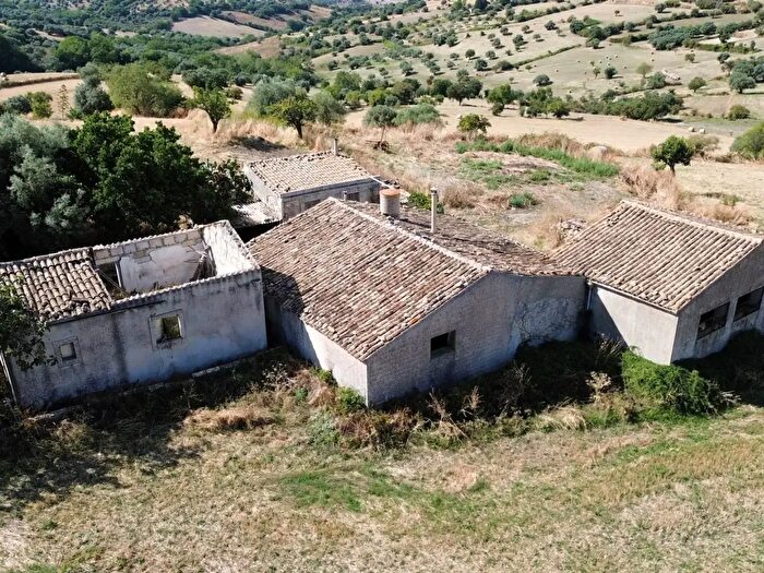 Casa con 6 locali in vendita in Strada Provinciale, Palazzolo Acreide