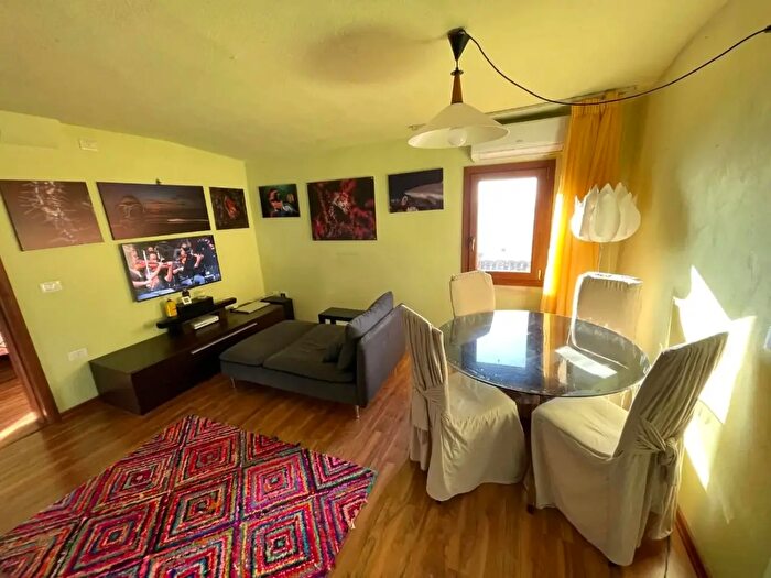 Appartamento trilocale in affitto in Peccioli