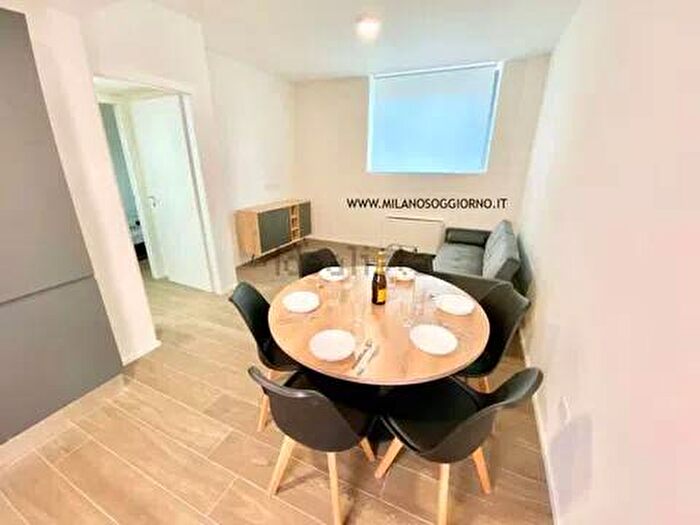 Appartamento trilocale in affitto in Via Dei Fontanili, Ripamonti Fondazione Prada, Milano