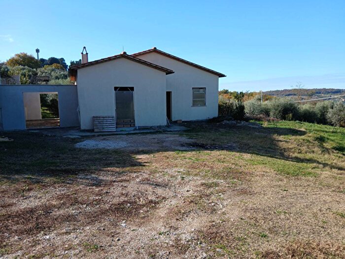Casa con 6 locali in vendita in Strada di Montoro, Amelia
