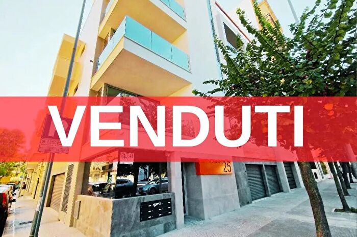 Appartamento trilocale in vendita in Via Maggio Andria Andria Zona Centro Zona Ospedale, Andria
