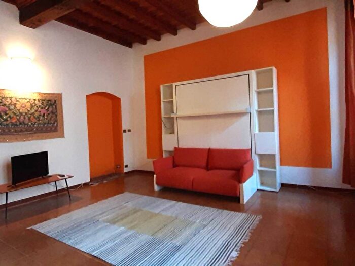 Appartamento trilocale in affitto in Via Trento, Centro Storico, Pinerolo