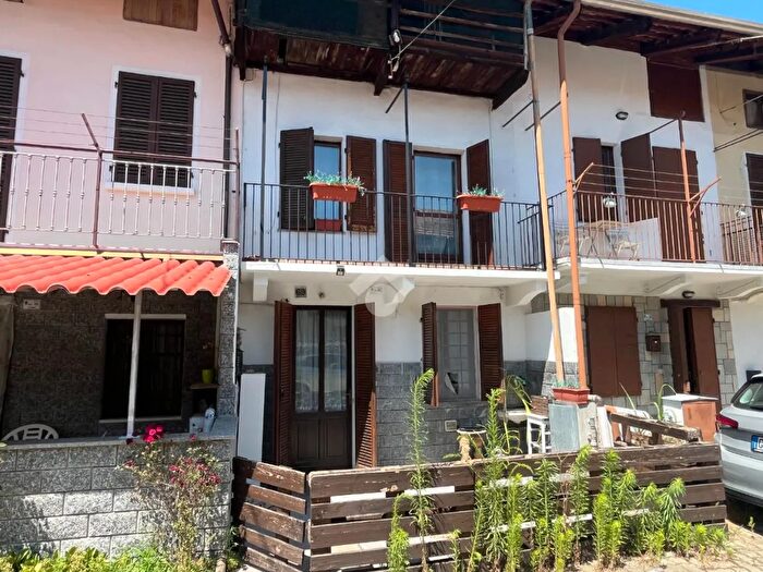 Casa quadrilocale in vendita in Via Gamberi, San Francesco Al Campo