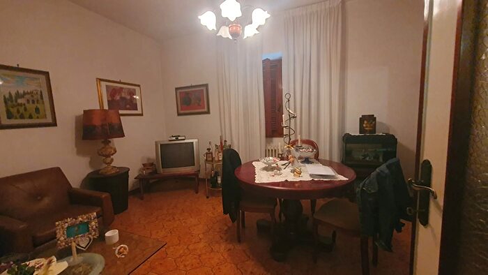 Casa quadrilocale in vendita in Forte Dei Marmi