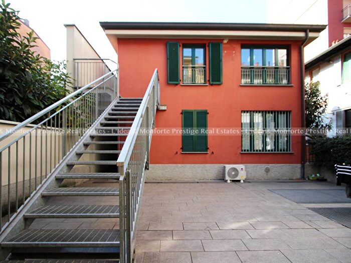 Case in Vendita e in Affitto - 2