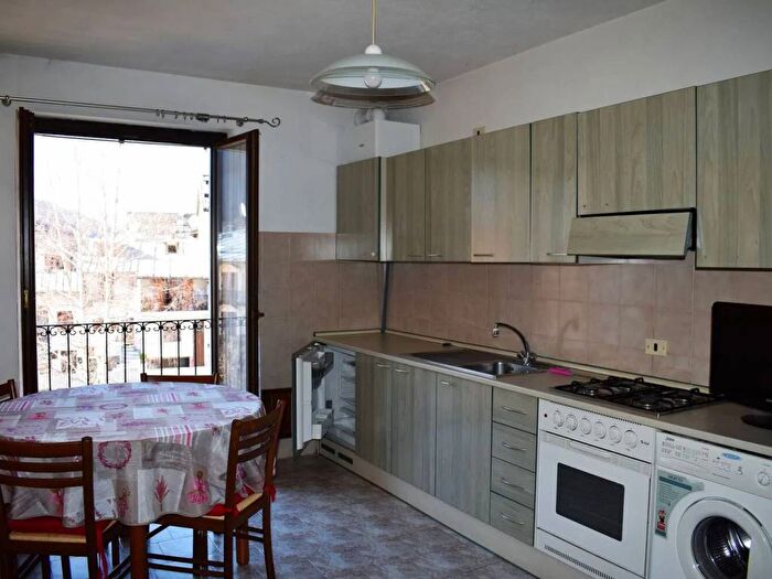 Appartamento trilocale in affitto in Via Frederi Mistral No Number, Vernante