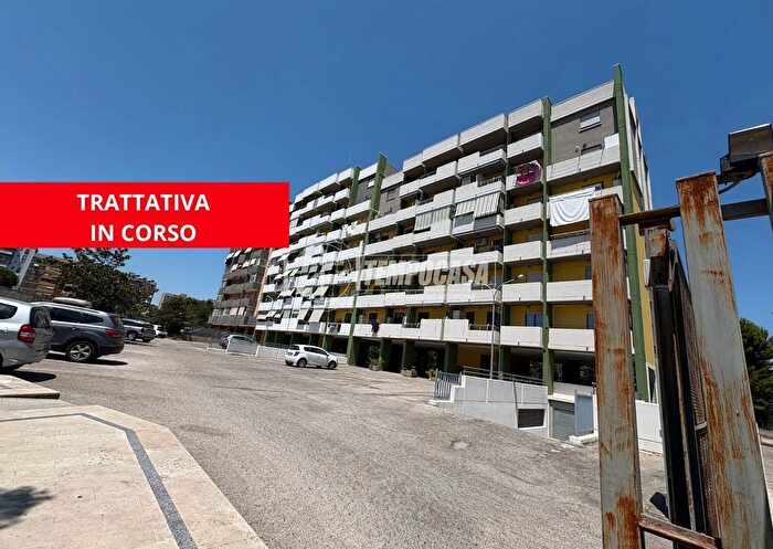 Appartamento trilocale in vendita in Via Rocco Dicillo, Bari