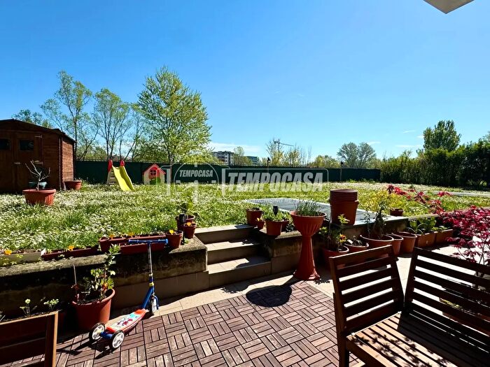 Case in Vendita e in Affitto - 3