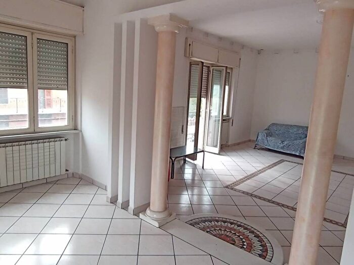 Appartamento con 6 locali in affitto in Via per Frosinone, Ceccano