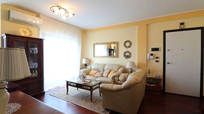 Appartamento trilocale in vendita in Via Amendola, San Giovanni Teatino