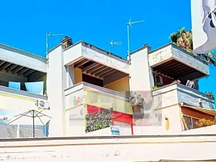 Appartamento trilocale in vendita in Via Capri, Anzio