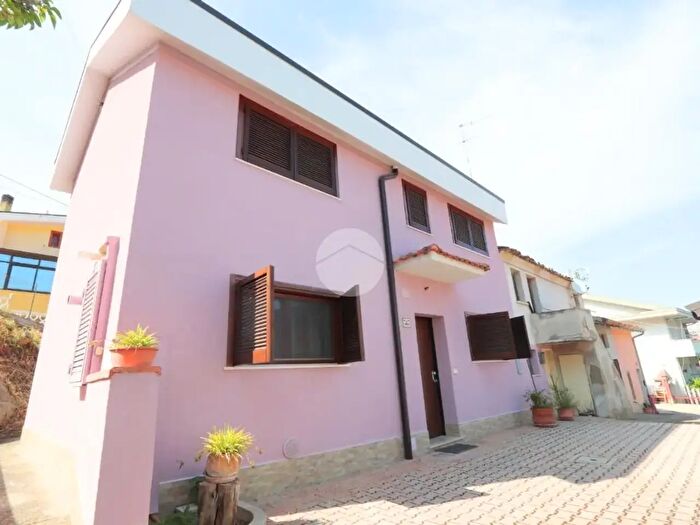 Casa trilocale in vendita in V Colle Innamorati, Pescara