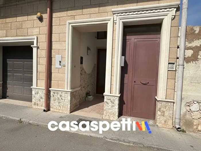 Casa trilocale in vendita in Via Novara, San Pietro Vernotico