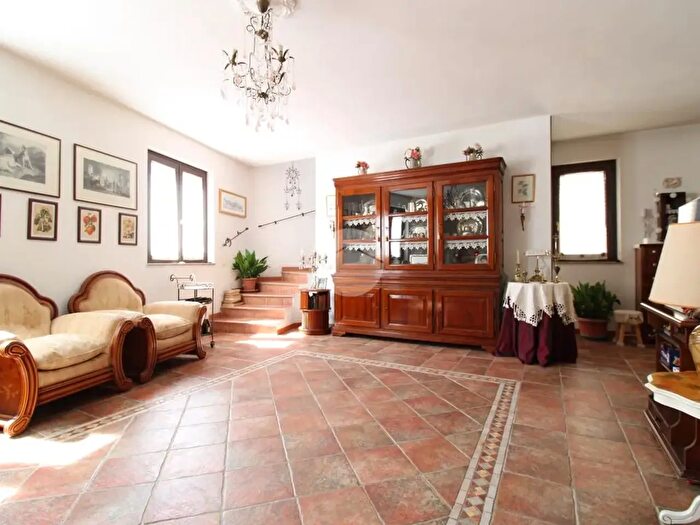 Casa quadrilocale in vendita in Via Biserta, Quartucciu