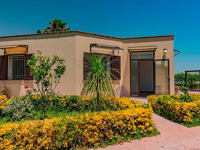 Casa con 5 locali in vendita in Via Olindo Marinelli, Siracusa