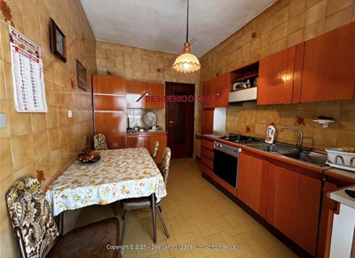 Appartamento quadrilocale in vendita in Via Giovanni E Paolo Borsellino Termini Imerese, Termini Imerese