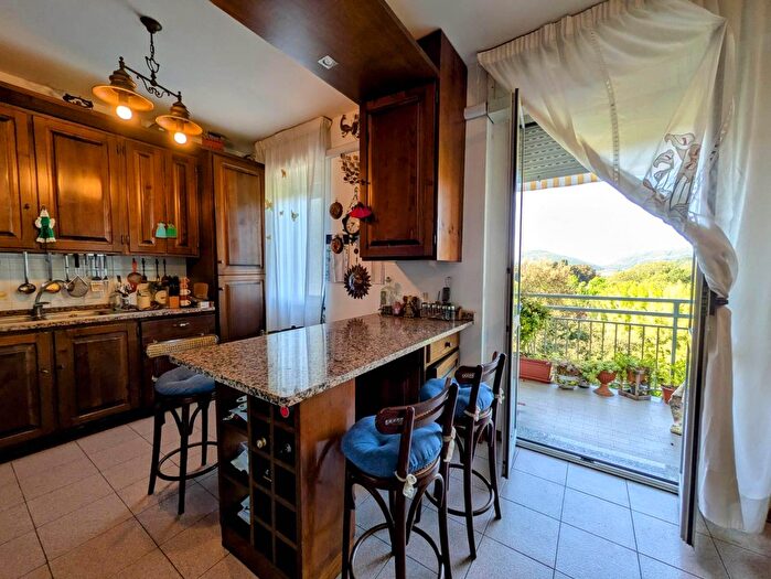 Appartamento quadrilocale in vendita in Sarzana