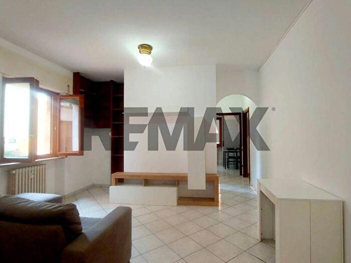 Appartamento bilocale in affitto in VIA PIAVE, Centro, Varese