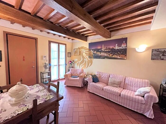 Appartamento con 5 locali in vendita in Via Calosina Snc, Impruneta