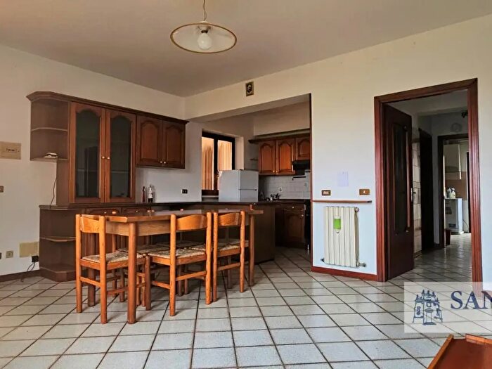 Appartamento trilocale in vendita in Via Brunelli, Val Liona