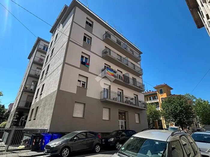 Appartamento bilocale in vendita in Via Zara, Parma