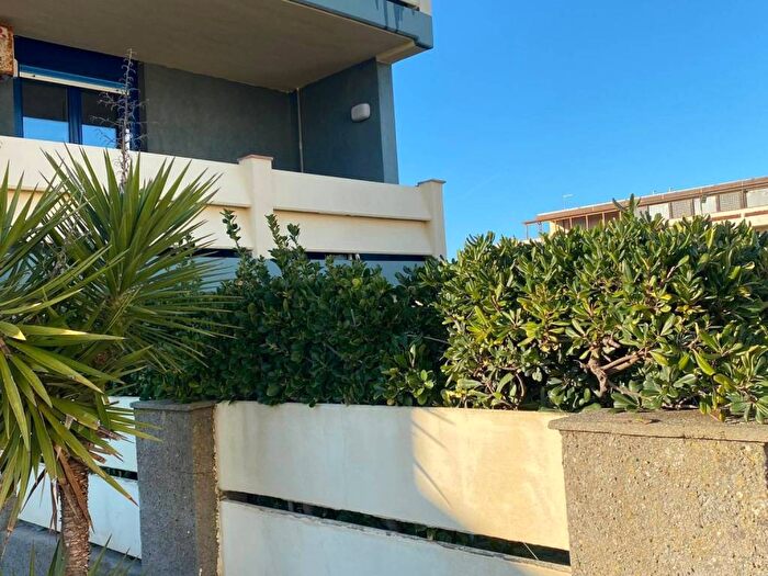 Appartamento bilocale in affitto in Viale Giovanni da Verrazzano, Marina di Carrara, Carrara