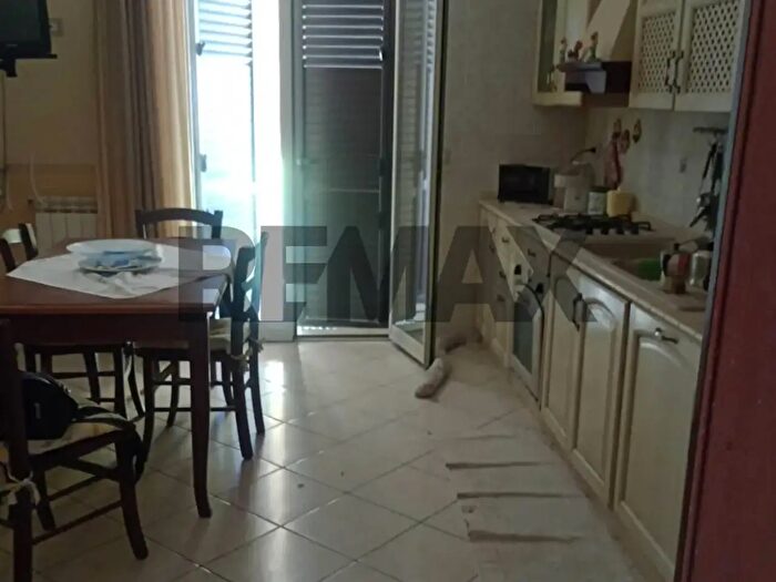 Casa con 7 locali in affitto in Via Lionello Galopin, Avola
