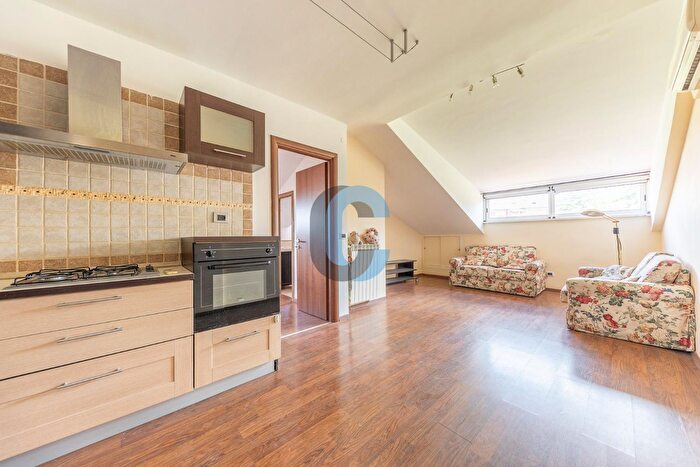 Appartamento bilocale in vendita in Via Arturo Reali, Marino