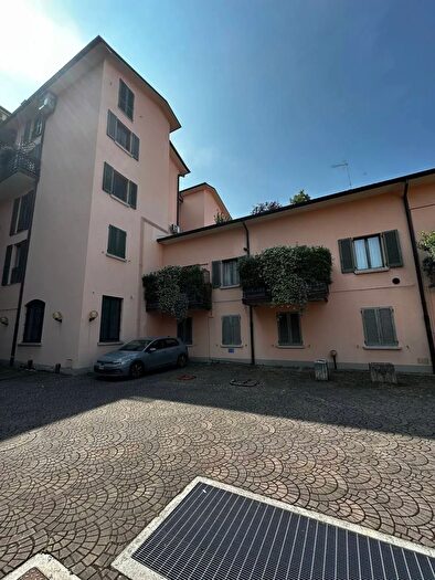 Appartamento trilocale in vendita in Via Pastrengo, Brescia