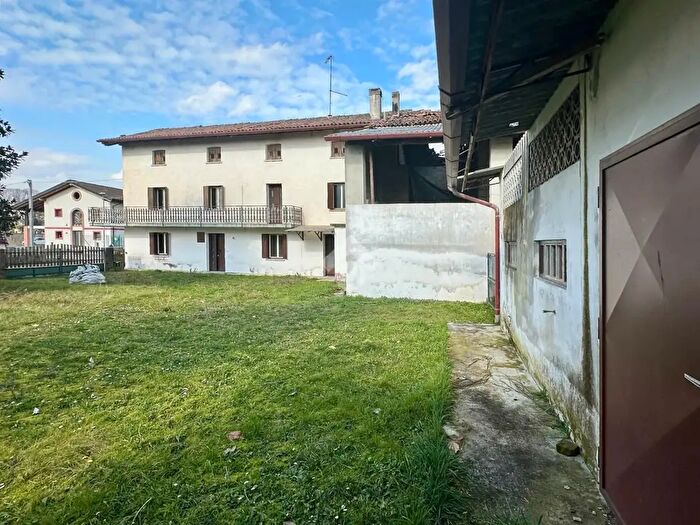 Casa con 6 locali in vendita in Via del Molino, Pavia Di Udine