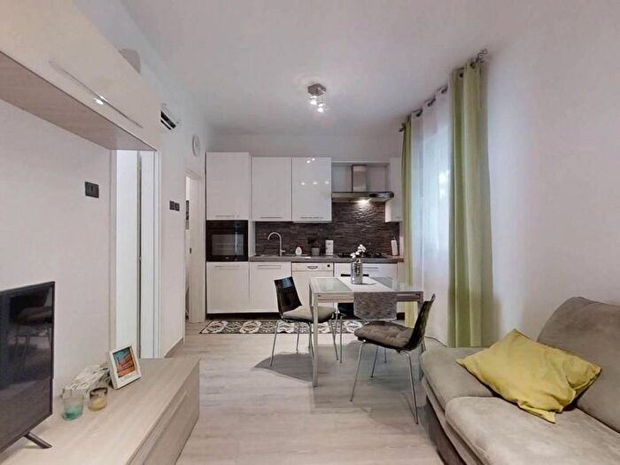 Appartamento trilocale in affitto in Via maroncelli, Stanga Pio X, Padova