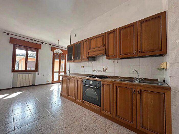 Appartamento quadrilocale in vendita in Pozzonovo
