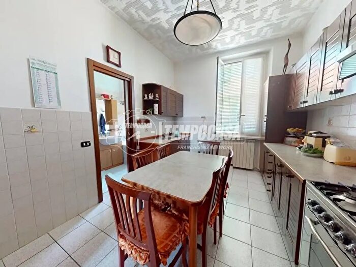 Appartamento quadrilocale in vendita in Via Udine, Cesano Maderno