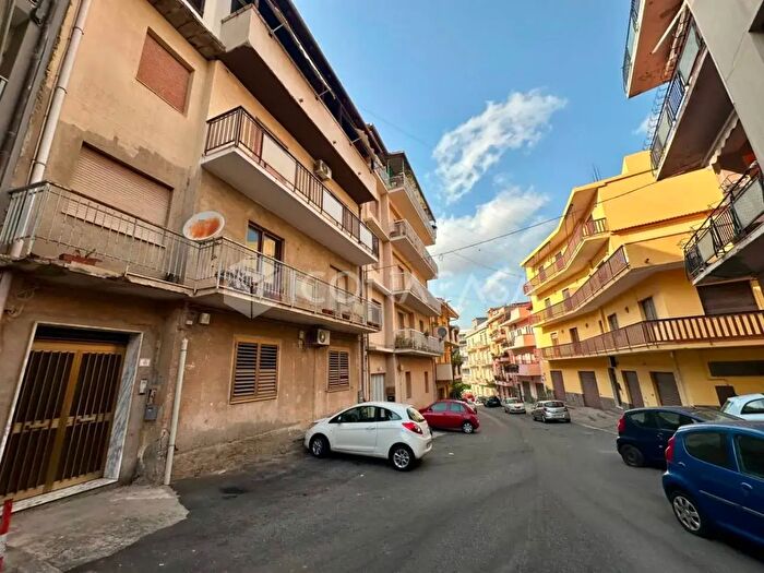 Appartamento trilocale in vendita in Via Santa Lucia, Reggio di Calabria