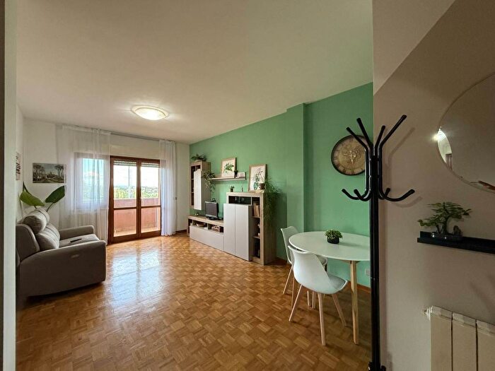 Appartamento trilocale in affitto in Via Gaetano Donizetti, San Sisto Lacugnano, Perugia