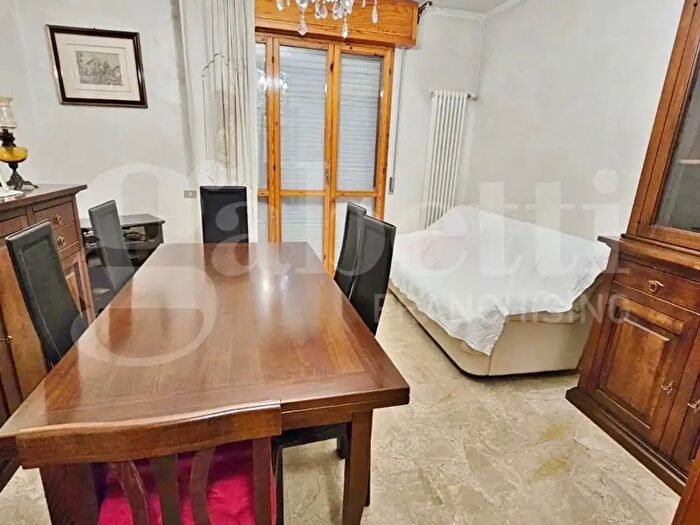 Appartamento con 5 locali in vendita in Via Longarola, Calderara Di Reno