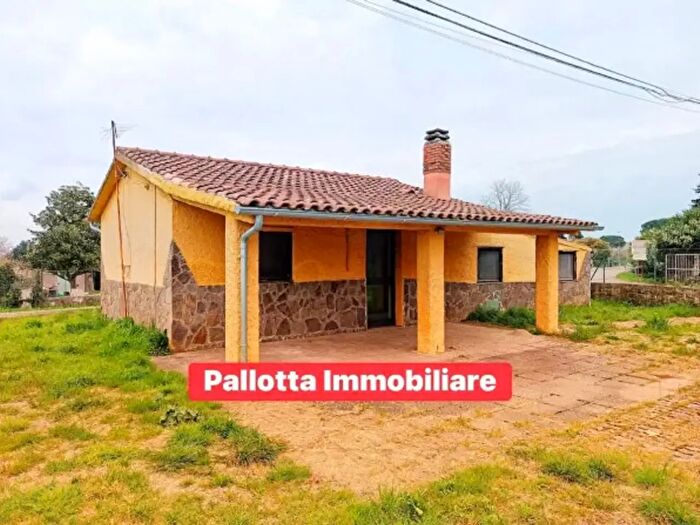 Casa trilocale in vendita in Strada Provinciale Verentana, Capodimonte