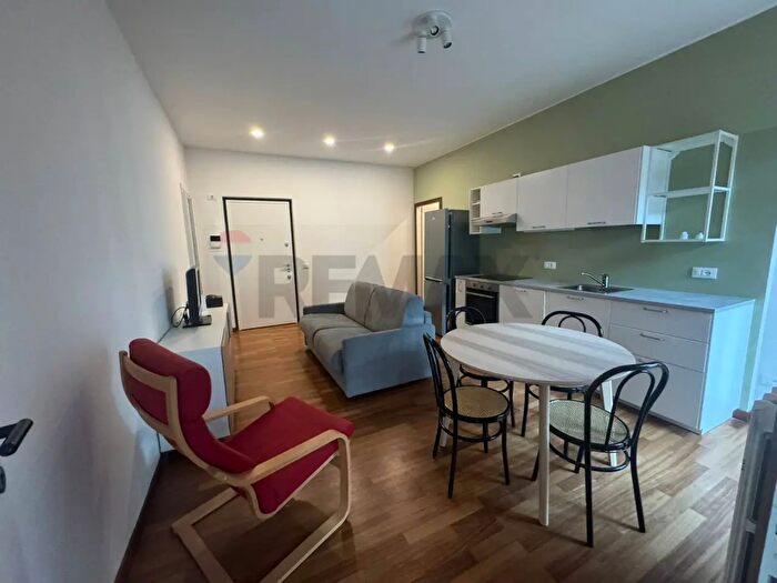 Appartamento bilocale in affitto in Via Clara Maffei, Bergamo