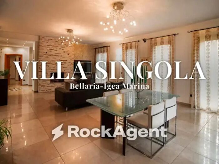 Casa con 6 locali in vendita in Via Giuseppe Sirtori, BellariaIgea Marina